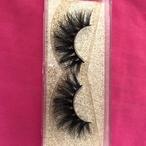 25 MM Mink Lashes